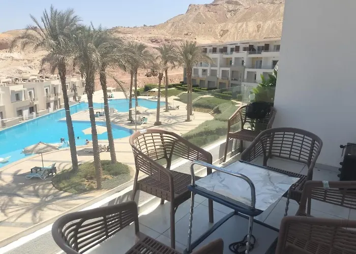العين السخنه